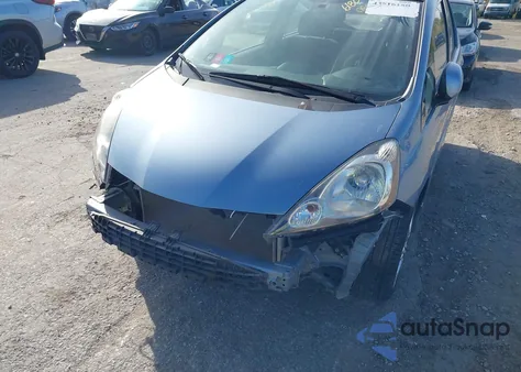 2011 Honda Fit Sport z USA, uszkodzony, nr VIN JHMGE8H50BC025804